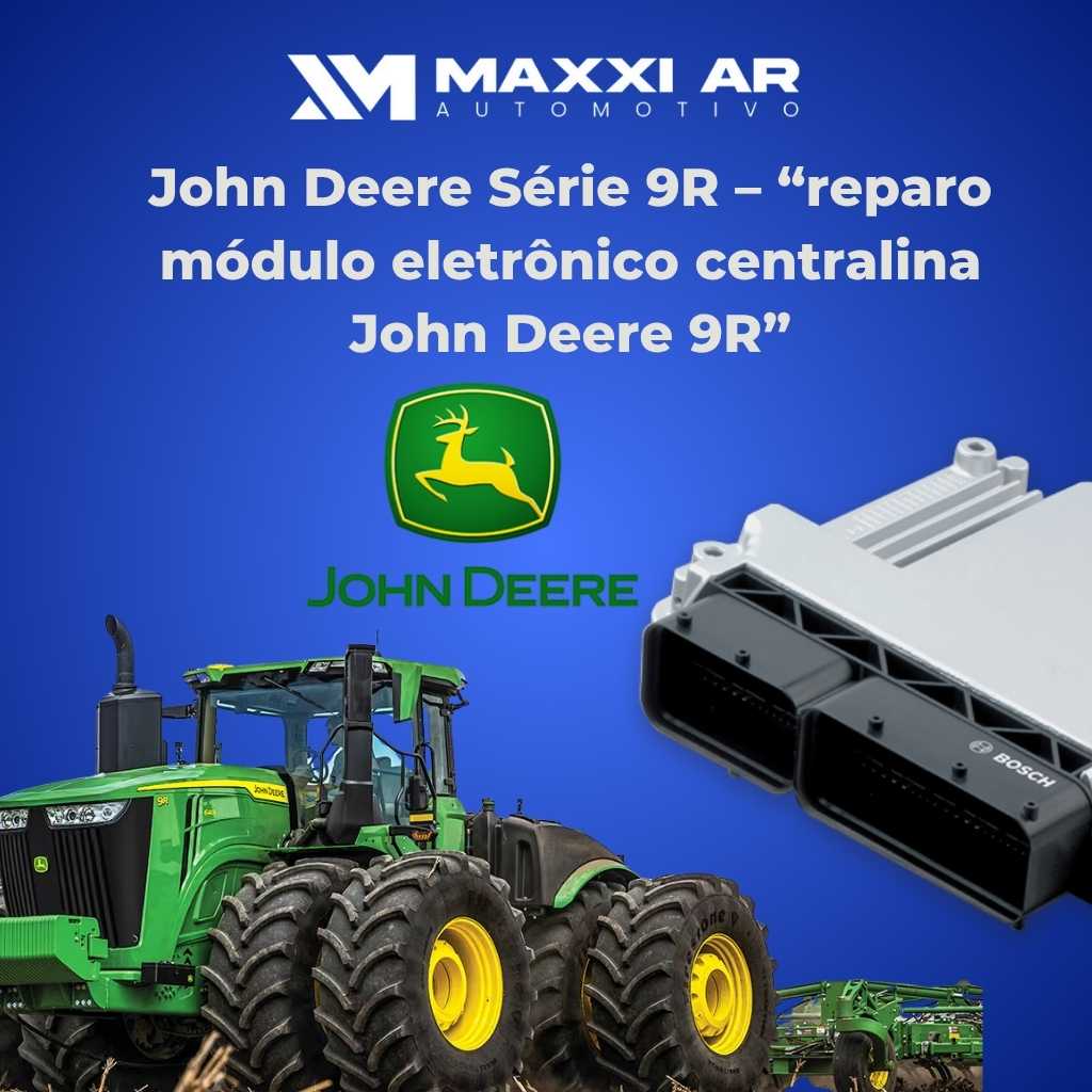 Técnico realizando reparo no módulo eletrônico da Centralina John Deere 9R em laboratório de eletrônica agrícola.